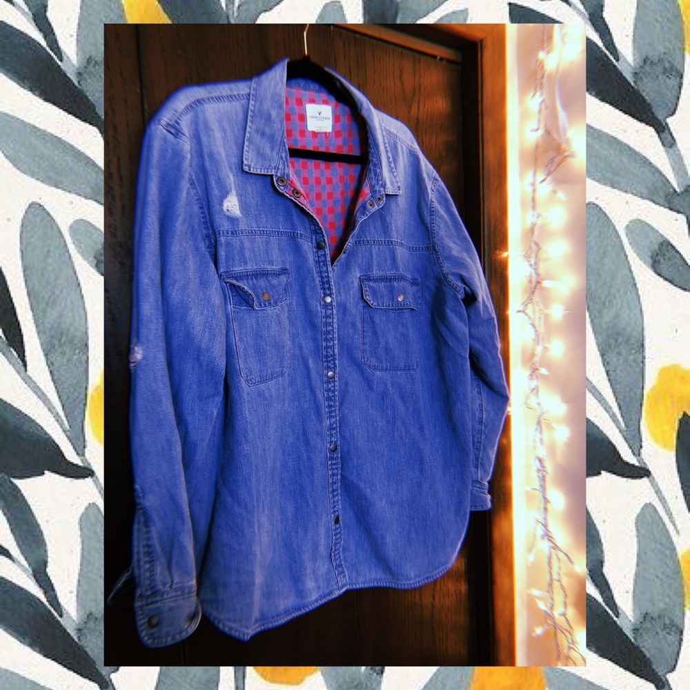 NWOT American Eagle Denim Shirt